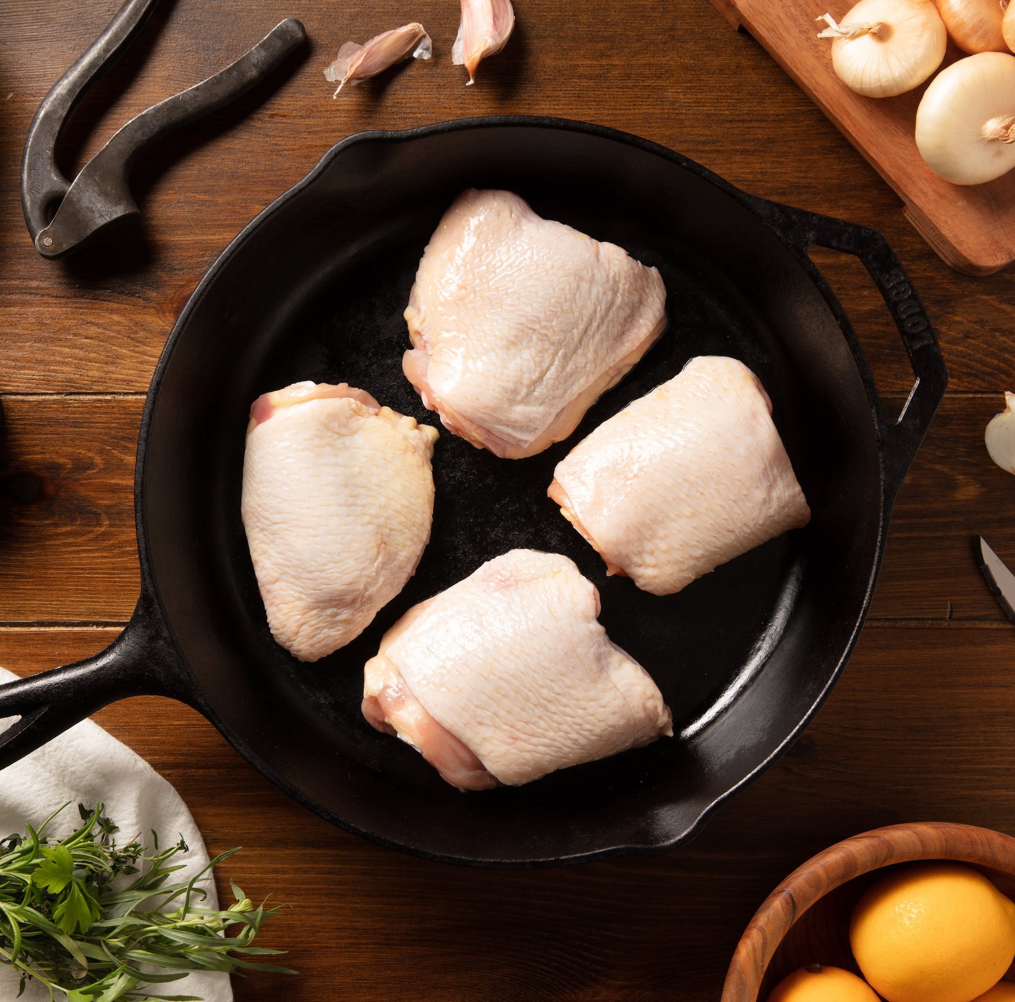 8 Chicken Thighs (Bone-In, Skin-On)